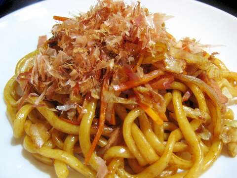 バターが香る！☆ソース焼きうどん☆